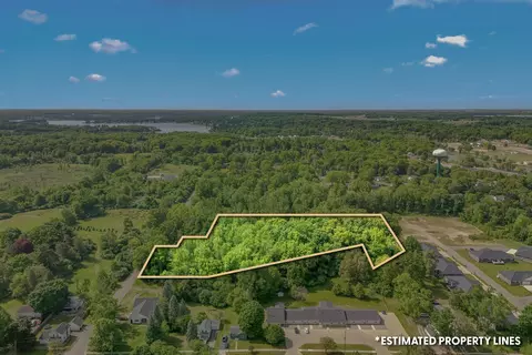 4 S Wolcott St, Hillsdale, MI 49242