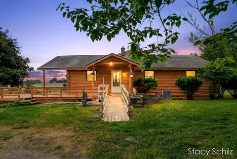 3108 Dumont Rd, Allegan, MI 49010