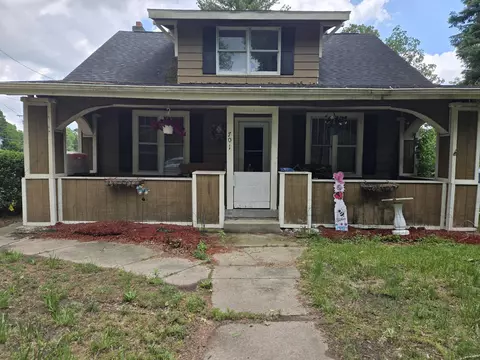701 S Main St, Olivet, MI 49076