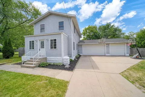 825 Gerald Ave, Jackson, MI 49203
