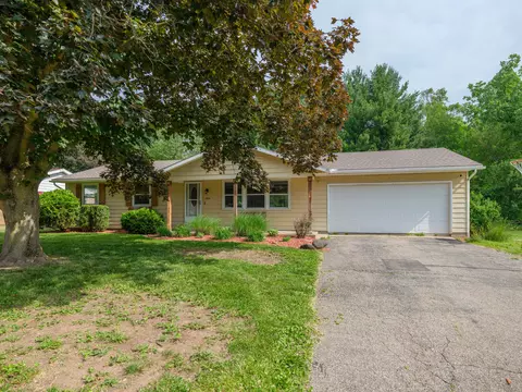 5088 Driftwood Ave, Kalamazoo, MI 49009