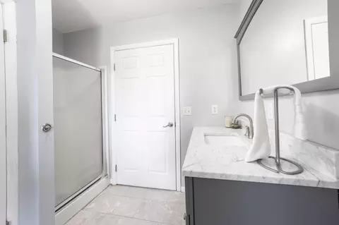 Bath - 12111 S Sherman Lake Dr, Augusta, MI 49012 photo 2 of 4