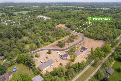 3 Gady Pines Dr, Adrian, MI 49221