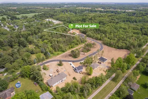 7 Gady Pines Dr, Adrian, MI 49221