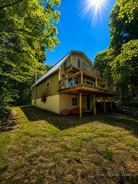 7035 Campbell Rd SE, Fife Lake, MI 49633