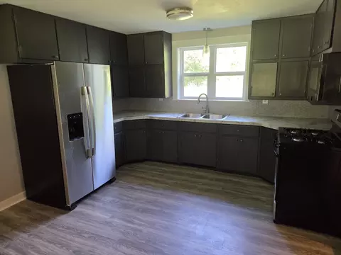 Kitchen - 13799 8th Ave, Marne, MI 49435 photo 1 of 1
