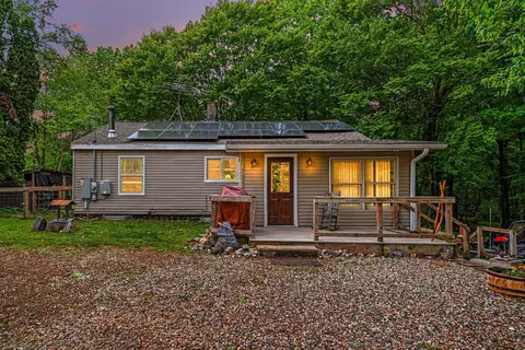 4477 104th Ave, Allegan, MI 49010