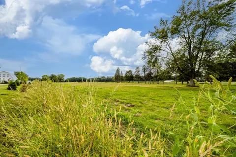 484 W Glenlord Rd, St. Joseph, MI 49085
