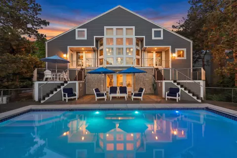 40808 Wilderness Dunes Ln, Covert, MI 49043