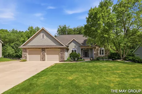 2277 Conifer Ridge Dr SW, Byron Center, MI 49315