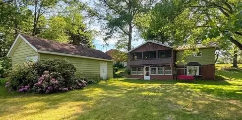 7314 N Central Ave, Brohman, MI 49312