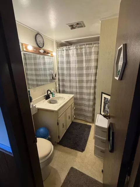 Bath - 7314 N Central Ave, Brohman, MI 49312 photo 1 of 3