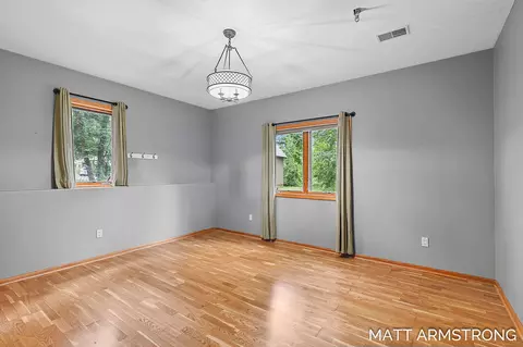 Bedroom - 2135 Hilltop View Dr, Dorr, MI 49323 photo 7 of 8