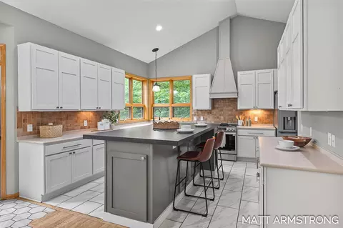 Kitchen - 2135 Hilltop View Dr, Dorr, MI 49323 photo 1 of 3