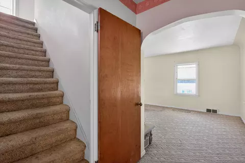 Entry Way - 2627 Cooper St, Jackson, MI 49201 photo 3 of 5