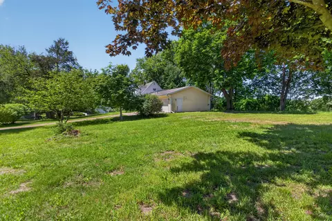 Exterior - 2627 Cooper St, Jackson, MI 49201 photo 9 of 10