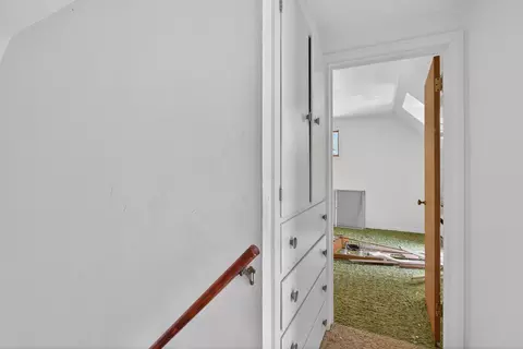Entry Way - 2627 Cooper St, Jackson, MI 49201 photo 4 of 5