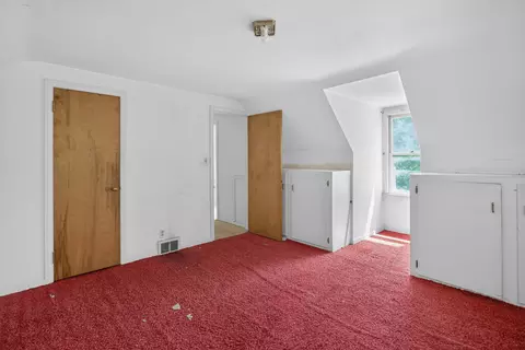 Bedroom - 2627 Cooper St, Jackson, MI 49201 photo 5 of 8