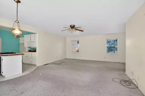 Living - 2627 Cooper St, Jackson, MI 49201 photo 1 of 9