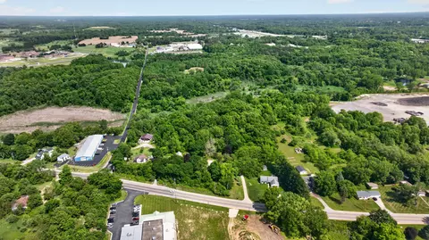View/Area - 2627 Cooper St, Jackson, MI 49201 photo 2 of 8