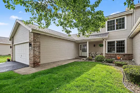 3568 Woodbridge Ln, Portage, MI 49024