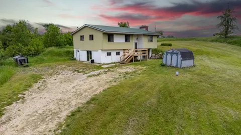 4035 N Comstock Ave, Hesperia, MI 49421