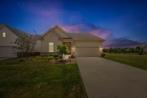 3772 Park Creek Ln, Canton, MI 48188