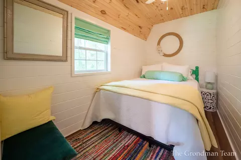 Bedroom - 7170 Spring St, Alanson, MI 49706 photo 9 of 10