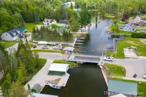 View/Area - 7170 Spring St, Alanson, MI 49706 photo 5 of 6
