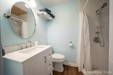 Bath - 7170 Spring St, Alanson, MI 49706 photo 1 of 3