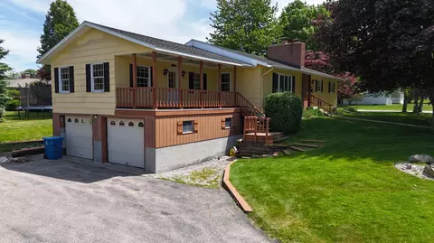 597 Birch St, Manistee, MI 49660
