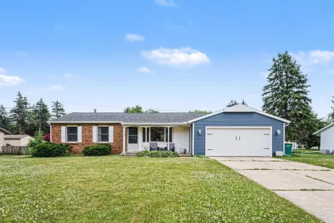 2605 Heverly Dr E, Portage, MI 49024