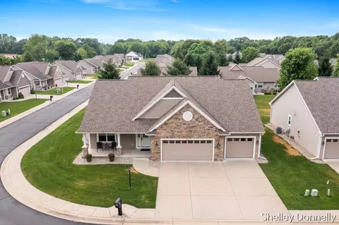 1245 Gulf Breeze Ct #42, Portage, MI 49002