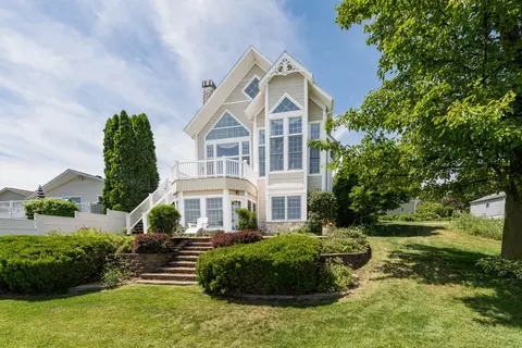 15311 S Barton Lake Dr, Vicksburg, MI 49097