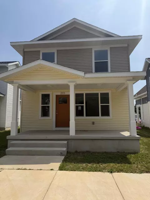 2113 Willard Ave SE, Grand Rapids, MI 49507