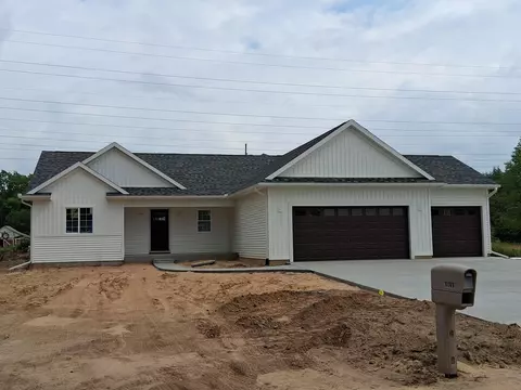 8069 Buck Ave, Galesburg, MI 49053