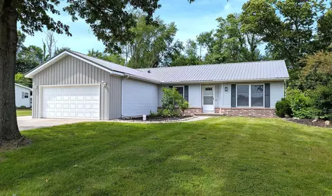 27624 Northland Dr, Sturgis, MI 49091