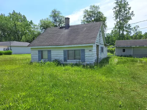 6010 Cannonsburg Rd NE, Belmont, MI 49306