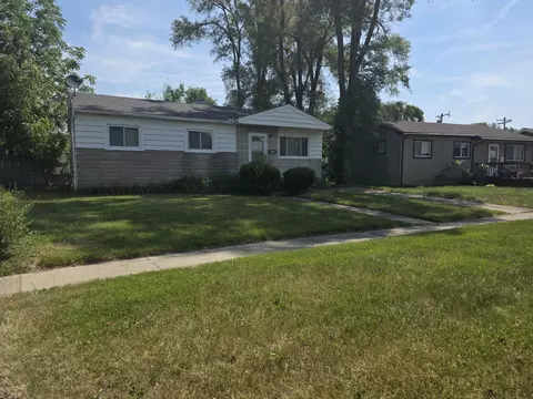 1060 Commonwealth Ave, Ypsilanti, MI 48198
