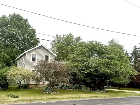 283 East St, Jackson, MI 49201