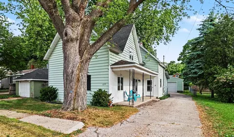 1212 24th St, Manistee, MI 49660