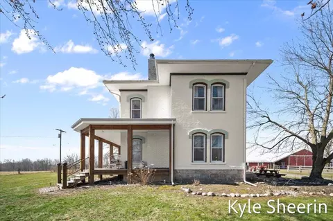 1648 S Johnson Rd, Saranac, MI 48881