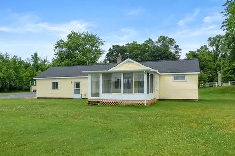 2380 33rd St, Allegan, MI 49010