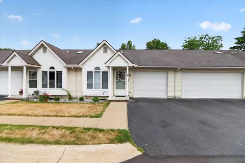 729 Clark St #38, Tecumseh, MI 49286