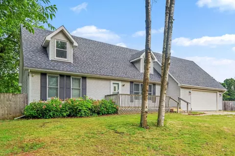 410 Presidential Dr, Battle Creek, MI 49037