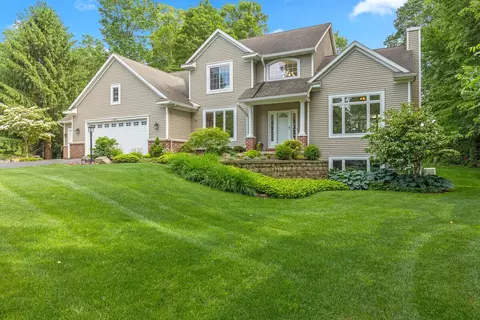 2840 Mary Nell Dr SW, Byron Center, MI 49315