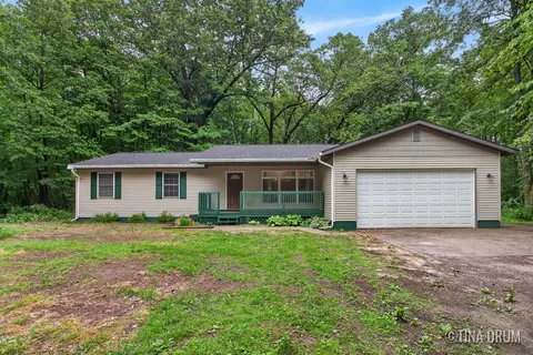 4306 Dalson Rd, Twin Lake, MI 49457
