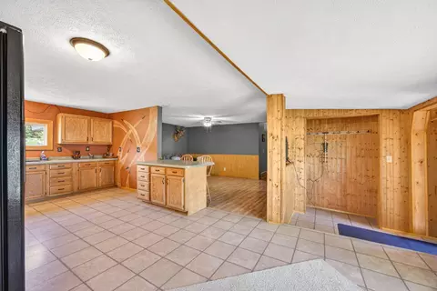 Entry Way - 4717 E Fillmore Rd, White Cloud, MI 49349 photo 3 of 6