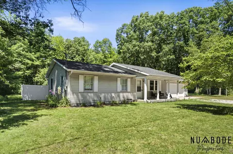 5961 N Weber Rd, Whitehall, MI 49461