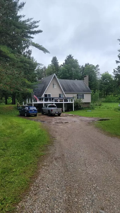 23580 22 Mile Rd, Paris, MI 49338